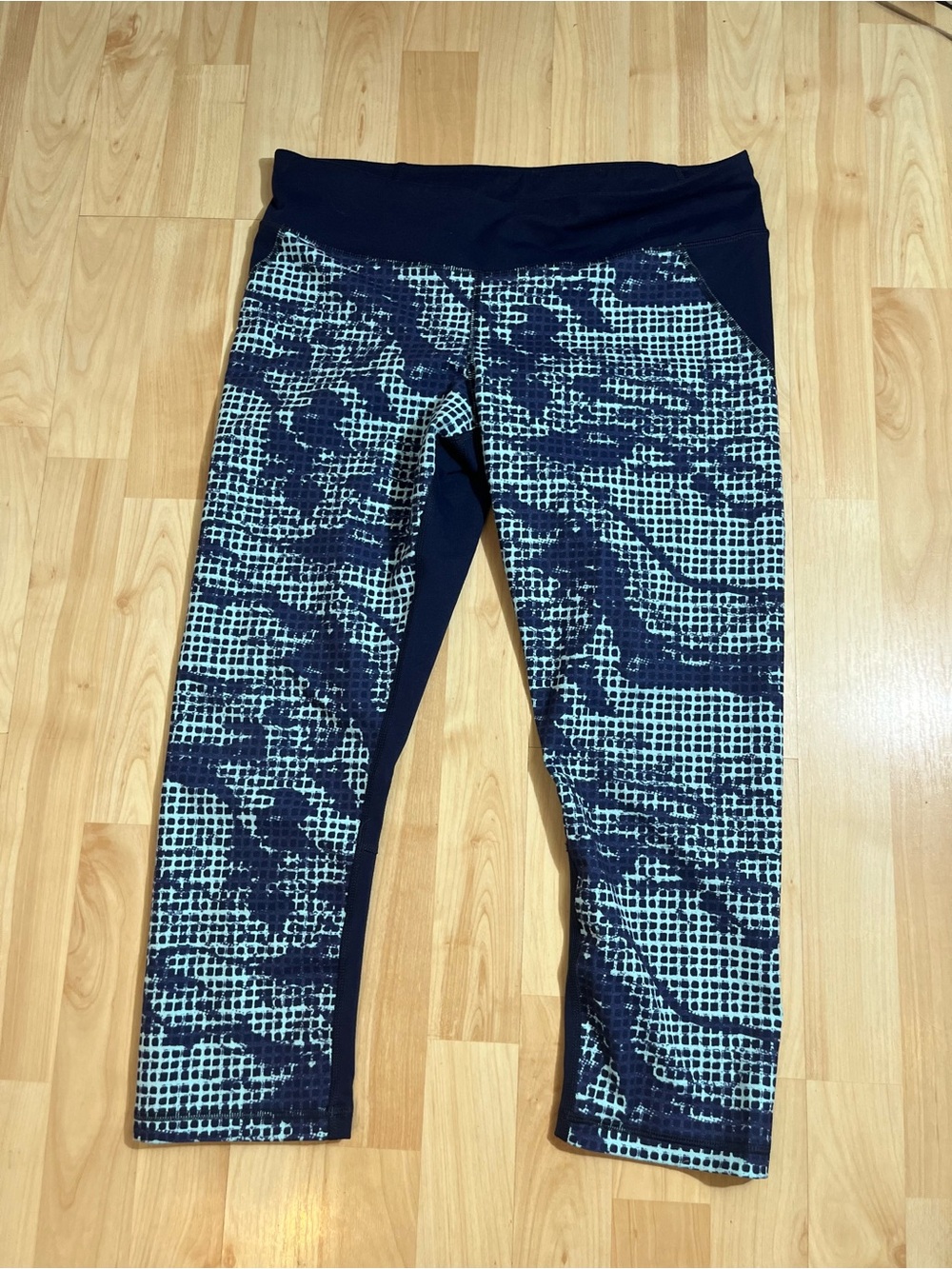 Under Armour Fitted Heatgear Compression Cropped Leggings Printed Blue Large